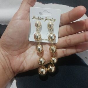 NEW Women Fashion Gold Plastic Pearls Long Earrings